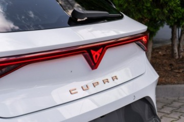 Cupra Leon II Hatchback Facelifting 1.5 eTSI MHEV 150KM 2025 Cupra Leon 1.5 eTSI 150 KM DSG, zdjęcie 11