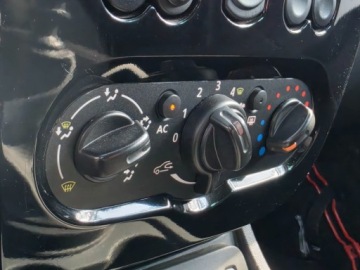 Dacia Duster I SUV 1.5 dCi eco2 110KM 2013 Dacia Duster 4x4 Adventure Limited Edition 1-Wlasciciel Hak Klimatyzacja N, zdjęcie 29