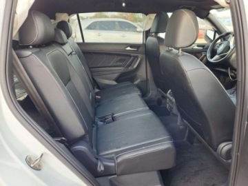 Volkswagen Tiguan III 2024 Volkswagen Tiguan 2024r., Se R-line Black, 2L, od ubezpieczalni 2.0 Benzyna, zdjęcie 7