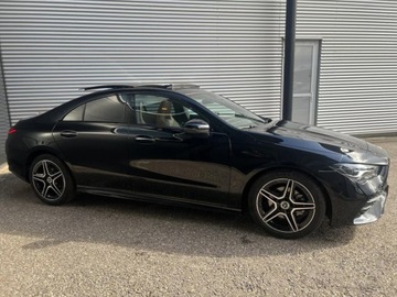 Mercedes CLA C118/X118 Coupe Facelifting 1.3 200 163KM 2025 MERCEDES-BENZ CLA 200 AMG Line Sedan 1.3 (163KM) 2025, zdjęcie 1