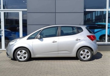 Kia Venga Mikrovan 1.6 CRDi 128KM 2015 Kia Venga 1.6 CRDI 128KM Wersja L panorama, klima auto, podgrzewane fotele, zdjęcie 8