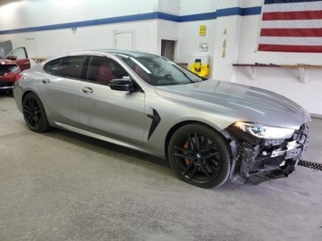 BMW 2021 BMW M8 2021, 4.4L, 4x4, GRAN COUPE, od ubezpieczalni 4.4 Benzyna 600KM, zdjęcie 2