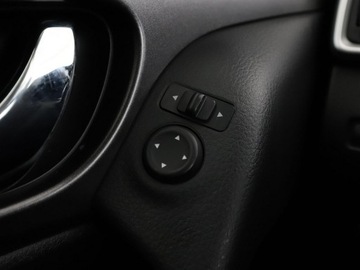 Nissan X-Trail III Terenowy 1.6 DIG-T 163KM 2015 Nissan X-Trail Niska cena Klimatyzacja Czujniki, zdjęcie 30