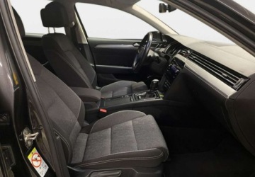 Volkswagen Passat B8 Variant Facelifting 1.5 TSI EVO 150KM 2023 Volkswagen Passat Variant VAT 23 Business 1.5TSI 150KM DSG 2023 r., salon, zdjęcie 11