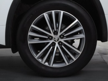 Skoda Kodiaq I SUV 2.0 TDI 150KM 2019 Skoda Kodiaq 2.0 TDI, Salon Polska, 4X4, Automat, zdjęcie 14