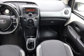 Toyota Aygo II Hatchback 3d Facelifting 1.0 VVT-i 72KM 2021 Toyota Aygo 1.0 VVT-i, Salon Polska, GAZ, Klima, zdjęcie 7