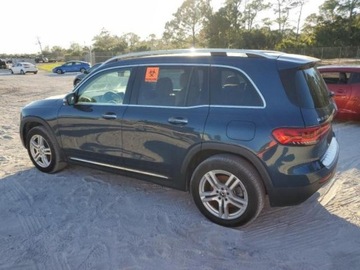 Mercedes GLB 2020 Mercedes-Benz GLB 2020 MERCEDES-BENZ GLB 250, silnik 2.0 L 2.0 Benzyna, zdjęcie 2