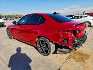 Alfa Romeo Giulia II Sedan Facelifting 2.0 Turbo 280KM 2022 Alfa Romeo Giulia Super 2022 2.0 Benzyna 280KM, zdjęcie 1