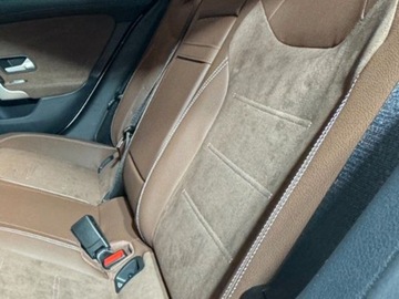 Mercedes CLA C118/X118 Coupe Facelifting 1.3 200 163KM 2025 MERCEDES-BENZ CLA 200 AMG Line Sedan 1.3 (163KM) 2025, zdjęcie 11