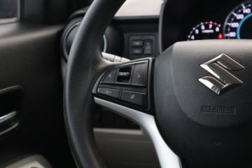 Suzuki Ignis III Crossover 1,2 DUALJET 90KM 2016 Suzuki Ignis 1.2, Salon Polska, Klima, Parktronic, zdjęcie 16