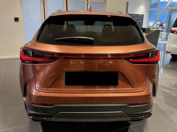 Lexus NX II SUV Facelifting 2.5 450h+ 309KM 2025 Od ręki - 450h+ Prestige 2.5 Plug-in Hybrid 309KM | Head-up!, zdjęcie 4