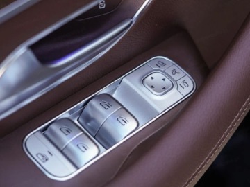 Mercedes GLE V167 SUV Facelifting 2.0 300d 269KM 2026 MERCEDES-BENZ GLE 300 d 4-Matic AMG Line 2.0 (269KM) 2026, zdjęcie 11