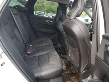 Volvo XC60 II 2021 Volvo XC 60 T5 Momentum 2021 2.0 Benzyna 250KM, zdjęcie 11