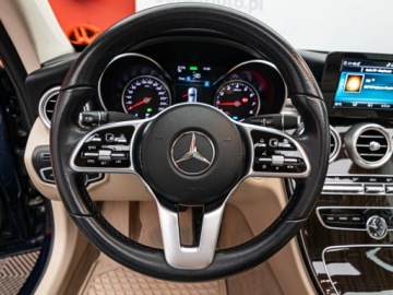 Mercedes Klasa C W205 Coupe Facelifting 2.0 300 258KM 2019 MERCEDES-BENZ C Klasa C 300 9G-TRONIC 2.0 258KM 2019, zdjęcie 13