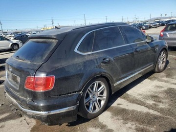 Bentley Bentayga 2019 Bentley Bentayga 2019 4.0l 4.0 Benzyna 542KM, zdjęcie 3