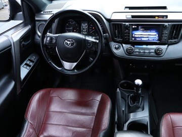 Toyota RAV4 IV MPV Facelifting 2.0 D-4D 143KM 2017 Toyota RAV 4 2.0 D-4D, Salon Polska, Skóra, Navi, zdjęcie 6