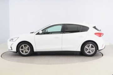 Ford Focus IV Hatchback 1.0 EcoBoost 125KM 2019 Ford Focus 1.0 EcoBoost, Salon Polska, Serwis ASO, zdjęcie 2