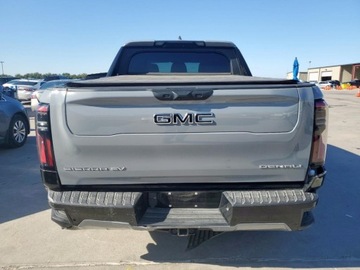  GMC Sierra Denali 2024 Elektryczny 420KM, zdjęcie 2