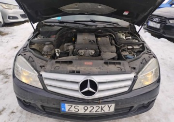 Mercedes Klasa C W204 Kombi T204 1.8 180 K 156KM 2008 Mercedes-Benz Klasa C 112008r. 1.8 Benzyna. Lekko uszkodzony lewy bok. Jez, zdjęcie 4