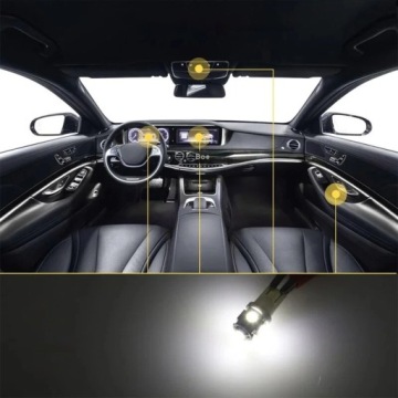 АВТОМОБИЛЬ ИНТЕРЬЕР СВЕТ ПРИВЕЛО 6000K 300LM 12V T10 SMD 70 ШТ.