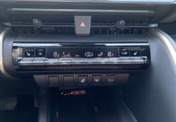 Toyota C-HR II SUV 1.8 Hybrid 140KM 2025 Toyota C-HR 1.8 Hybrid Executive I Salon PL I Vat23 1.8 Hybryda 140KM, zdjęcie 23