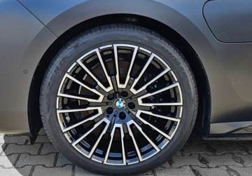 BMW Seria 7 G70 Sedan Plug-In 3.0 50e 489KM 2024 BMW Seria 7 M760e Phev xDrive M Sport Dostawa pod dom w cenie Dealer BMW B, zdjęcie 5
