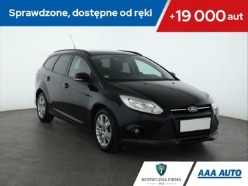 Ford Focus III Kombi 1.0 EcoBoost 125KM 2013 Ford Focus 1.0 EcoBoost, Klima, Parktronic,ALU