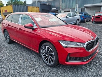 Skoda Superb IV Kombi 2.0 TSI 265KM 2025 SKODA Superb L&amp;K 2.0 TSI DSG 4x4 Combi 265KM 2025, zdjęcie 2