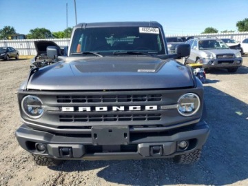 Ford Bronco VI 2024 Ford Bronco Black Diamond 2024 2.3 Benzyna 275KM, zdjęcie 5