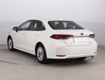 Toyota Corolla XII Sedan 1.8 Hybrid 122KM 2019 Toyota Corolla 1.8 Hybrid, Salon Polska, zdjęcie 3