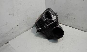1371779241604 POUZDRO FILTRU VZDUCHU 520 D 120 2007 BMW 5 TOURING (E61)