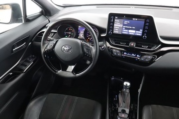 Toyota C-HR I Crossover Facelifting 2.0 Hybrid Dynamic Force 184KM 2021 Toyota C-HR 2.0 Hybrid, Salon Polska, Serwis ASO, zdjęcie 6