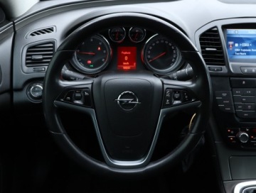 Opel Insignia I Sports Tourer 2.0 CDTI ECOTEC 160KM 2011 Opel Insignia 2.0 CDTI, Navi, Klima, Klimatronic, zdjęcie 17