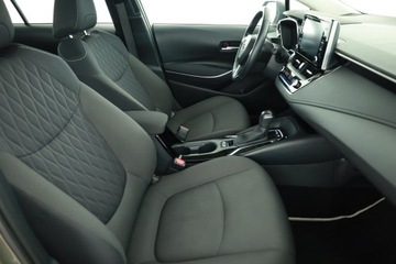 Toyota Corolla XII Sedan 1.8 Hybrid 122KM 2022 Toyota Corolla 1.8 Hybrid, Salon Polska, zdjęcie 6