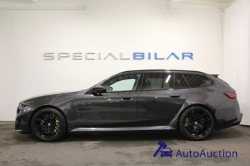 BMW Seria 5 G90-91 M Touring 4.4 V8 727KM 2025 BMW M5 Touring Ultimate Package 2025 4.4 Hybryda Plug-in 728KM