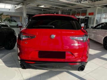 Alfa Romeo Stelvio SUV Facelifting 2023 2.0 GME Turbo 280KM 2024 ALFA ROMEO Stelvio Turbo Veloce Q4 Suv 2.0 (280KM) 2024, zdjęcie 2