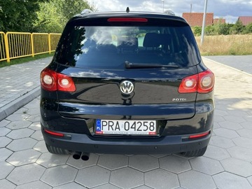 Volkswagen Tiguan I SUV 2.0 TDI CR DPF BlueMotion 110KM 2011 Volkswagen Tiguan Zarejestrowany Team Bluemotion, zdjęcie 4