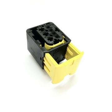 Wtyczka tylnej lampy Mercedes Actros MP4 MP5 piny