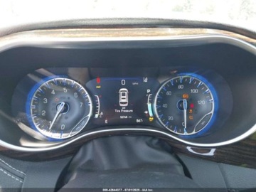 Chrysler Pacifica II 2023 Chrysler Pacifica Limited 2023 3.6 Benzyna 287KM, zdjęcie 10