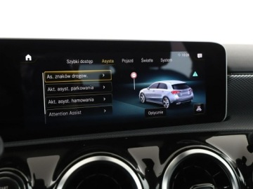 Mercedes Klasa A W177/V177 Hatchback 2.0 220 190KM 2019 Mercedes A 220 Progressive automat półskóra, zdjęcie 25