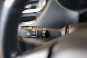 Toyota C-HR I Crossover Facelifting 1.8 Hybrid 122KM 2022 Toyota C-HR 1.8 Hybrid Style 1.8 Hybryda 122KM, zdjęcie 25