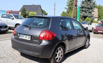 Toyota Auris I Hatchback 1.6 i 16V VVT-i 124KM 2009 Toyota Auris Klima, El. Szyby, Multifunkcja, Zadbany.. 1.6 Benzyna 124KM, zdjęcie 2