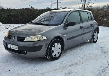 Renault Megane II Sedan 1.6 i 16V 115KM 2003 Renault Megane Renault Megane 1.6 Pack Expression 1.6 Benzyna 115KM