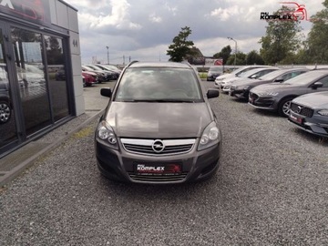 Opel Zafira B 1.8 Ecotec 120KM 2014 Opel Zafira 1.8 Benzyna 120KM 7 osob Klimatyzacja Serwis 1.8 Benzyna 120KM, zdjęcie 2