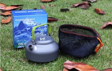 ЛЕГКИЙ АЛЮМИНИЕВЫЙ ТУРИСТИЧЕСКИЙ ЧАЙНИК 0,8л 140гр.