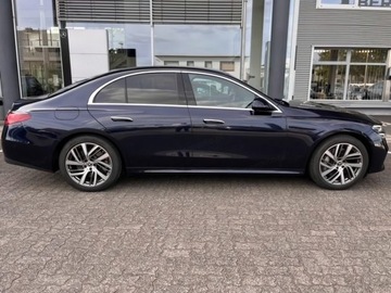 Mercedes Klasa E W214 Sedan 2.0 220d 197KM 2025 E Klasa 220 d 4-Matic Avantgarde 2.0 (197KM) 2025, zdjęcie 1