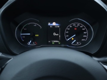 Toyota Yaris III Hatchback 5d Facelifting 2017 1.5 Hybrid 100KM 2020 Toyota Yaris 1.5 Hybrid, Automat, Klima, zdjęcie 10