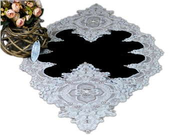 Welurowy bieżnik na ławę 50x120cm czarny złoty