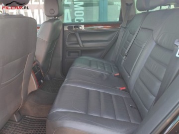 Volkswagen Touareg I 3.0 TDI 240KM 2009 Volkswagen Touareg SALON POLSKA Pelna historia serwisowa FULL OPCJA Mozliw, zdjęcie 6