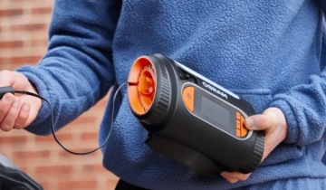 Автомобильный компрессор Osram Tyre Inflate 2120, подключаемый к прикуривателю